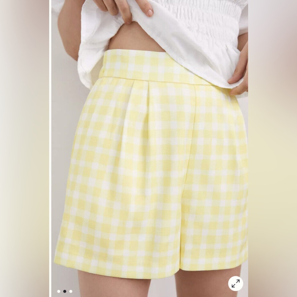 ANTHROPOLOGIE Hutch Pleated Gingham Plaid Yellow Shorts New With Tags - Picture 2 of 16